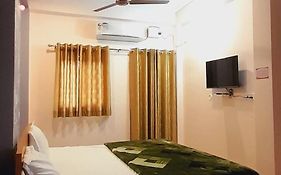 Shiv Niketan Guest House 200Mtr From Shri Ram Mandir